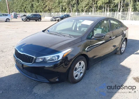 2018 Kia Forte Lx z USA, uszkodzony, nr VIN 3KPFK4A75JE184769